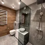 Apartment віп стилізовані у львові з просторою вітальнею, на вулиці під голоском 15 б Lviv