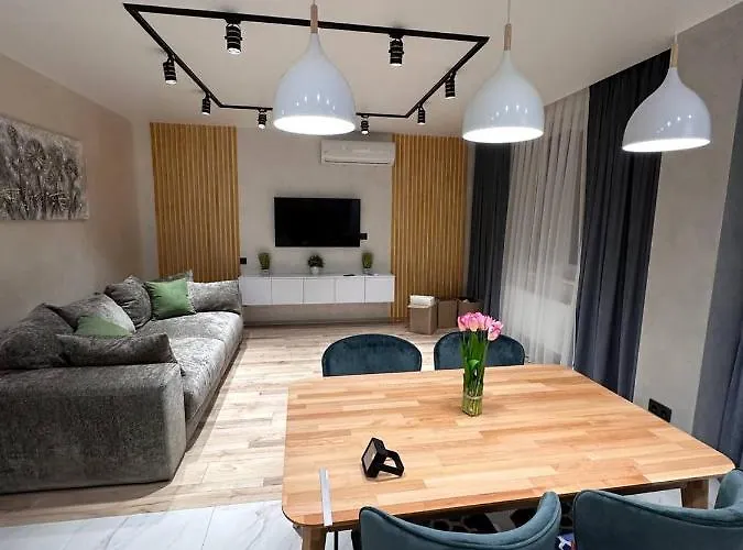 у львові, по вулиці таманська 9/10, зразу оперний, біля магнусу. Апартаменти *